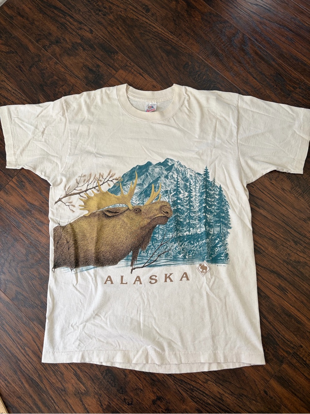 Vintage 90s Alaska Cotton Moose T-shirt